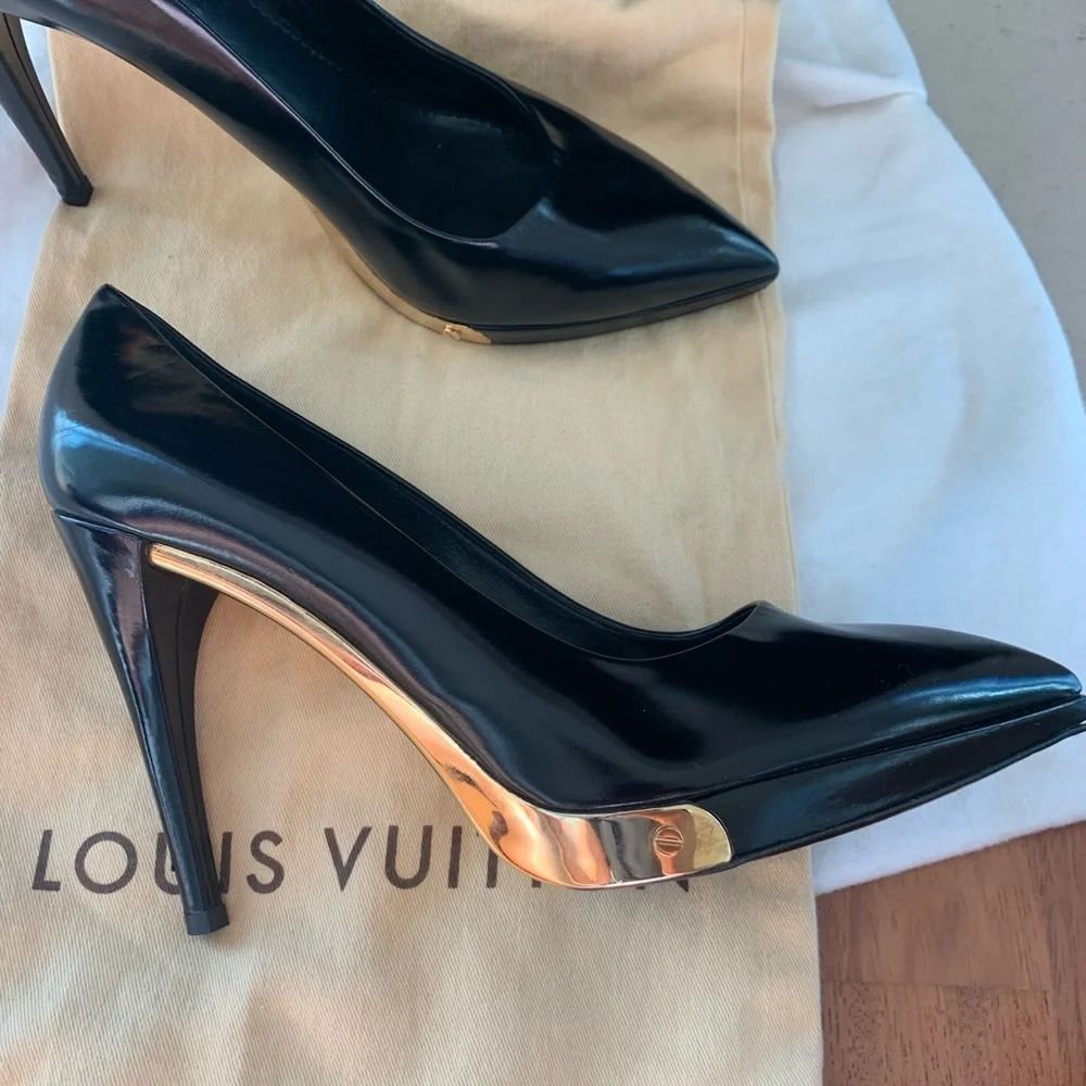 Authentic Louis Vuitton Stilettos size 39 - Picture 3 of 5